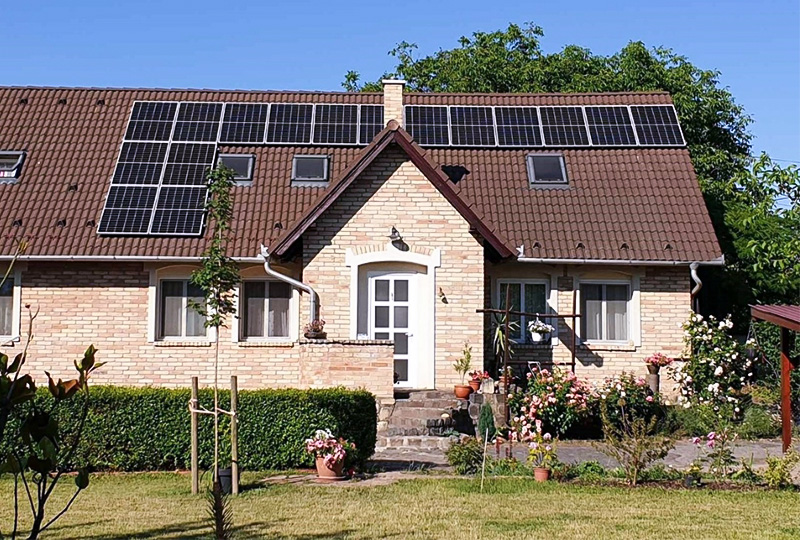 Project_0004_6kw Tile Roof Solar Mounting Sytem in Hungary.jpg